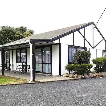 Magnolia Court Motel オポティキ エクステリア 写真