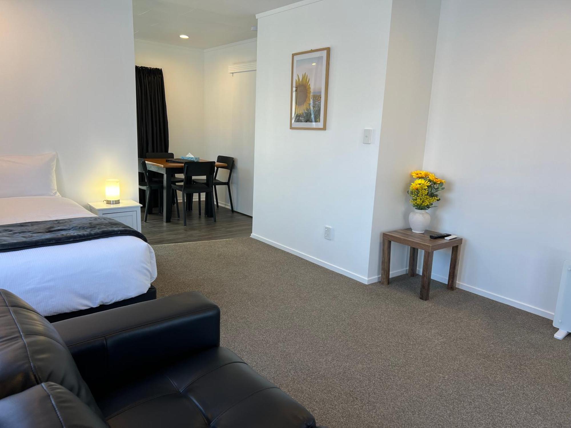 Magnolia Court Motel オポティキ エクステリア 写真