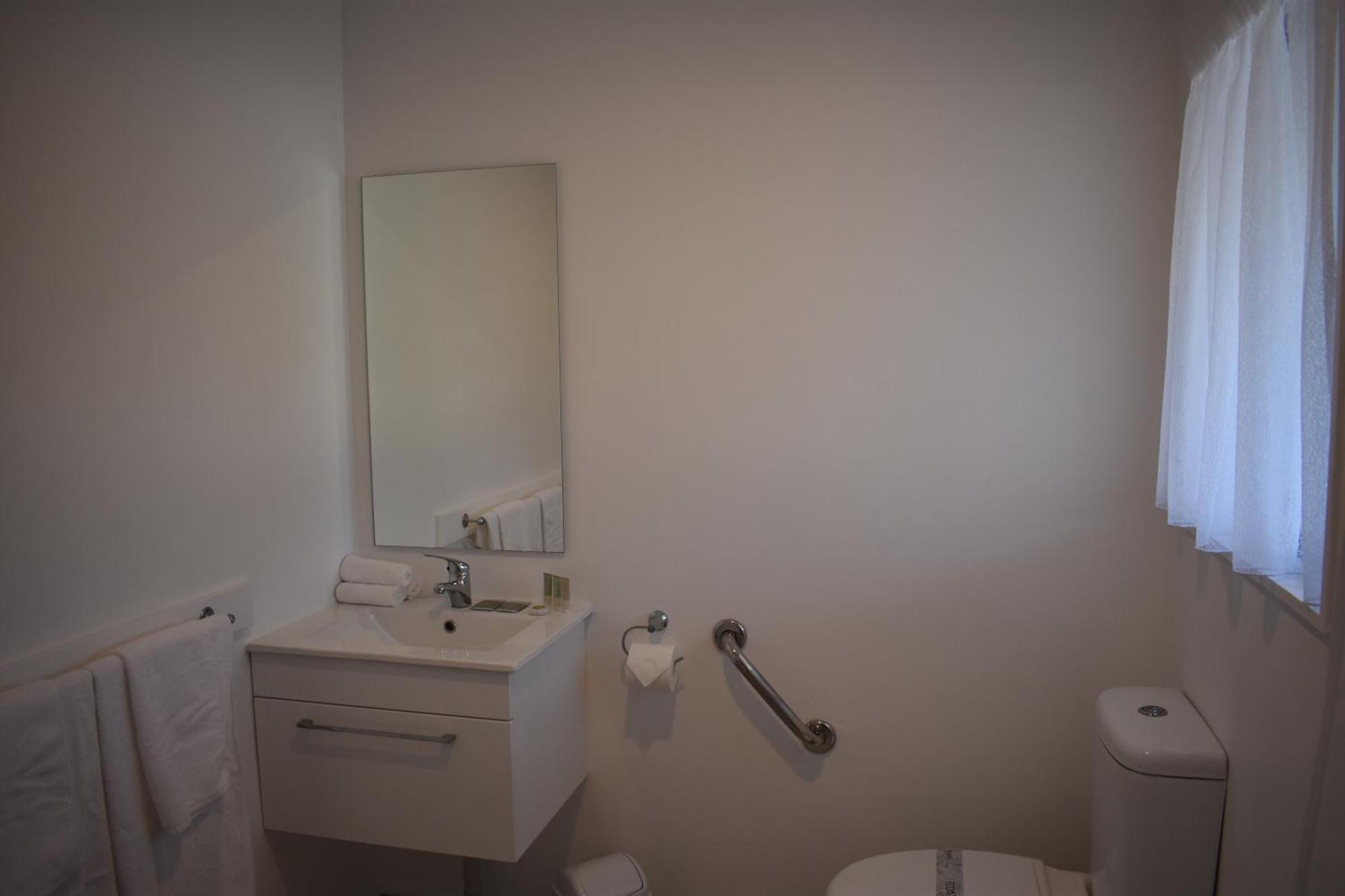 Magnolia Court Motel オポティキ 部屋 写真